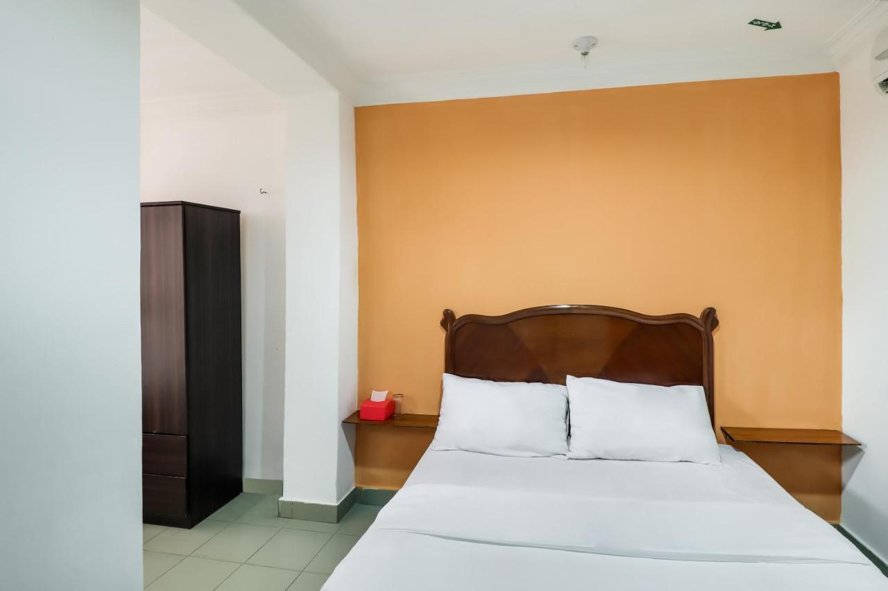 Oyo 89584 Hotel Sahara Kuala Kubu Bharu Zimmer foto