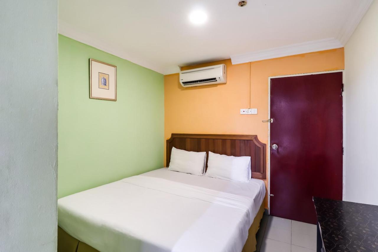 Oyo 89584 Hotel Sahara Kuala Kubu Bharu Zimmer foto